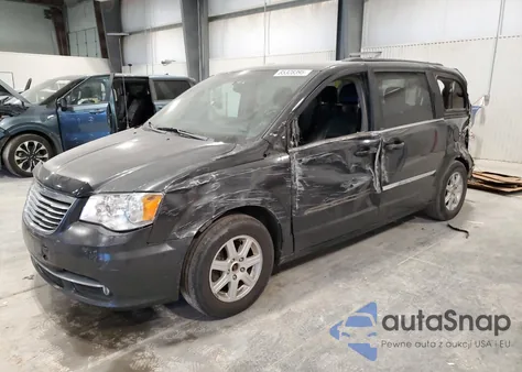 2012 Chrysler Town & Country Touring z USA, uszkodzony, nr VIN 2C4RC1BGXCR291650